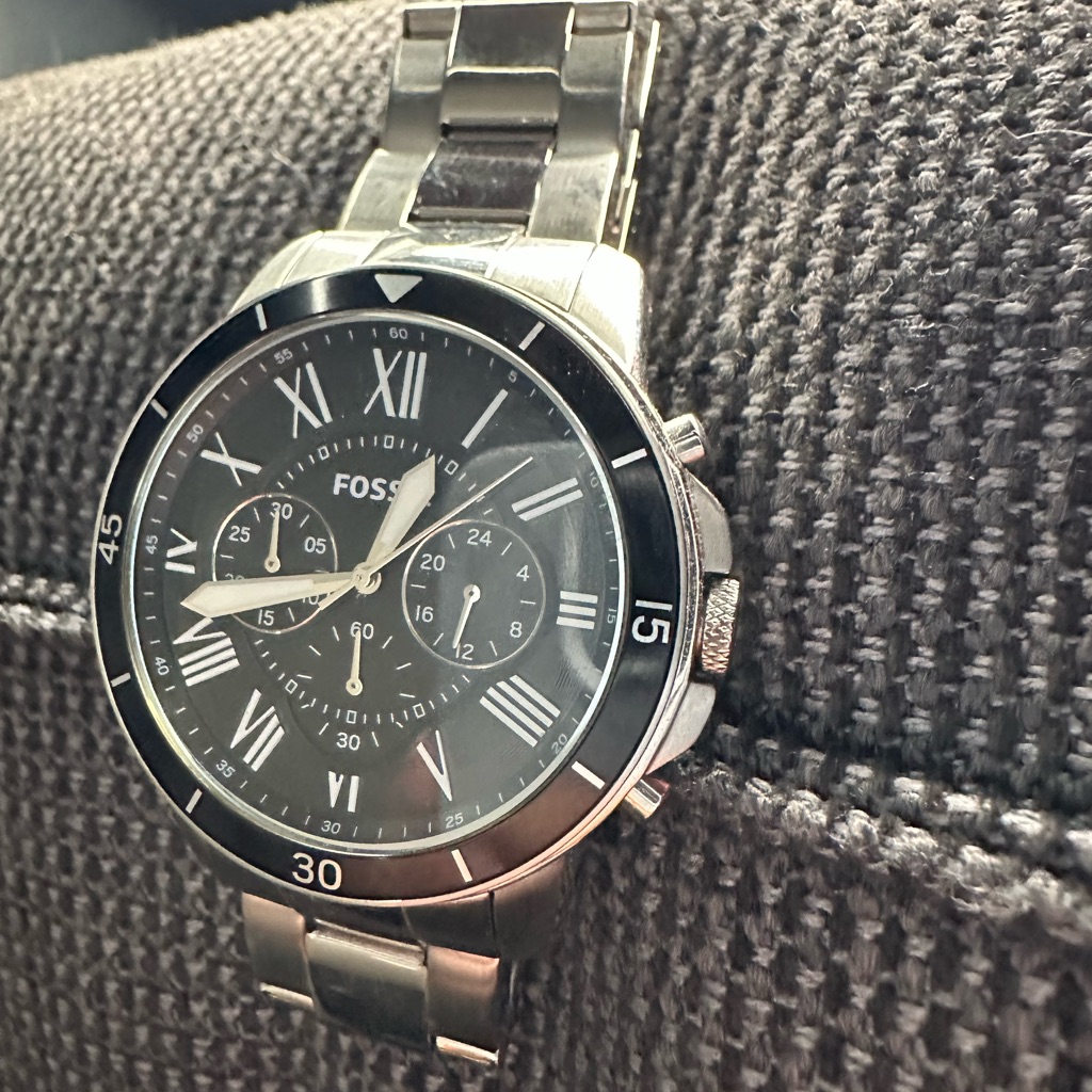 Fossil SilverTone Bracelet Watch With Black Dial